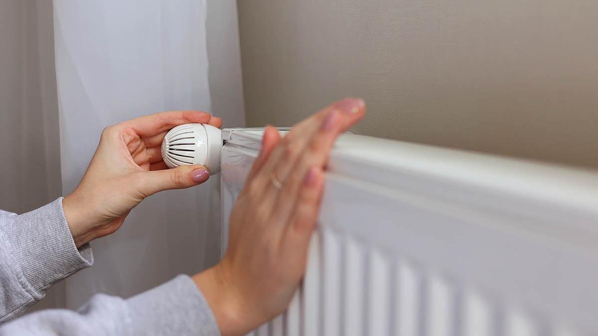 «Temperature troppo basse». Il Comune di Reggio Emilia dà il via libera all’accensione del riscaldamento