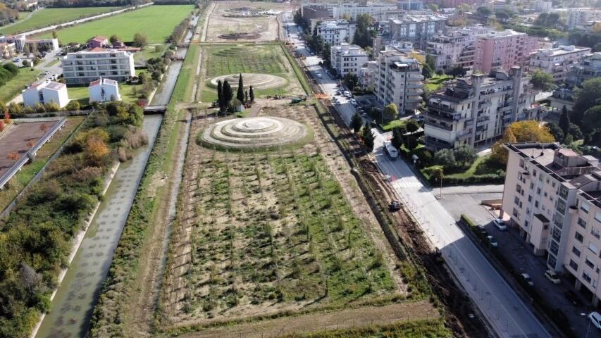 Una veduta aerea del nuovo parco urbano di via Pungilupo