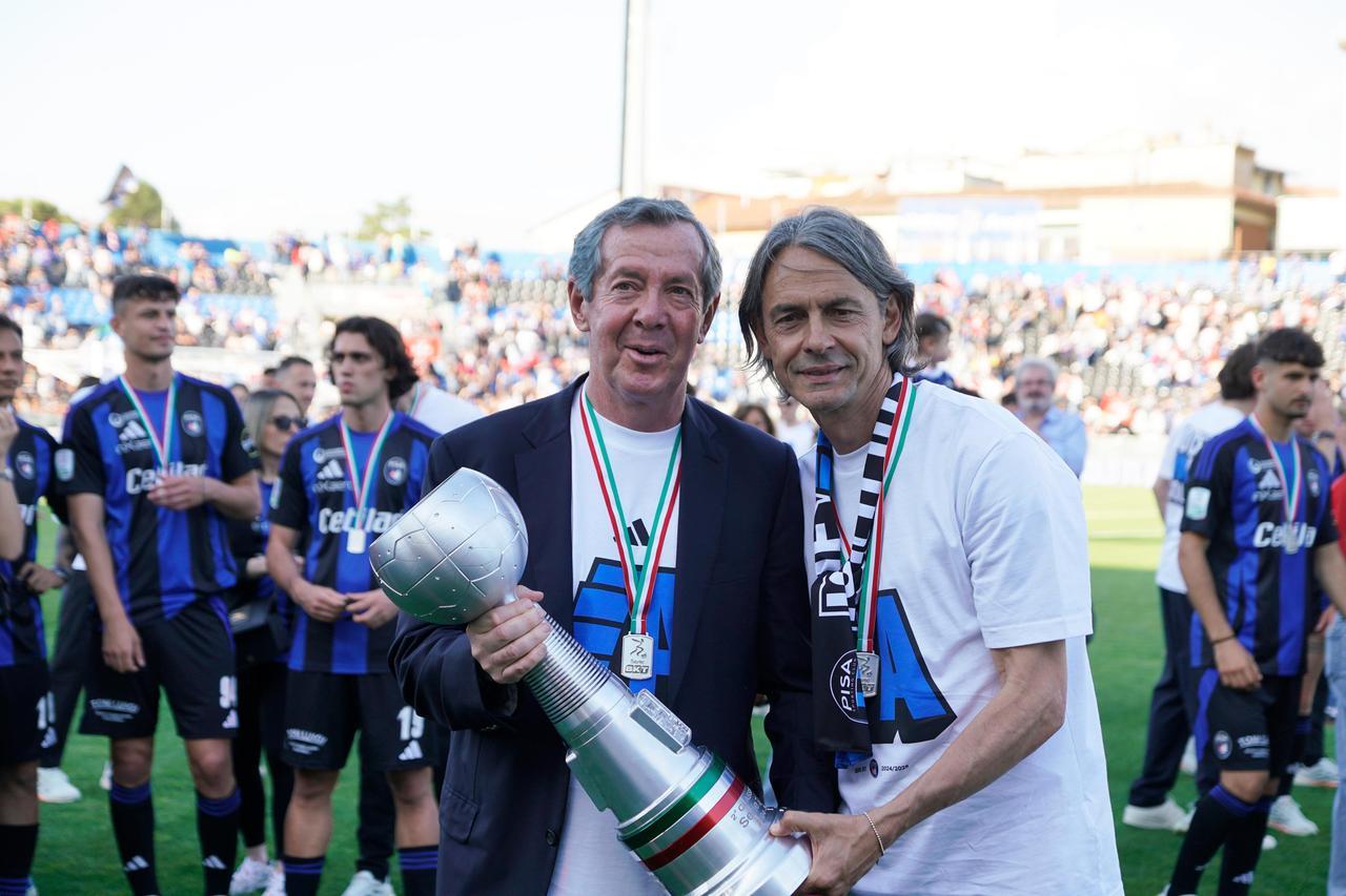 
	Inzaghi con Knaster


