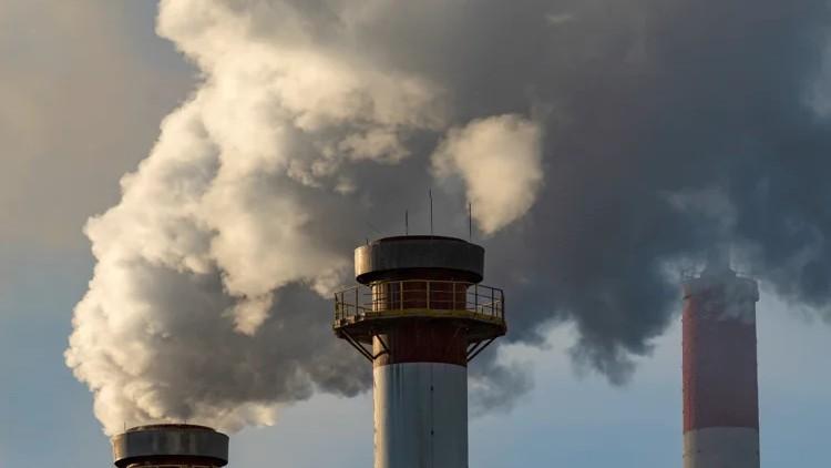 Gas serra ai massimi storici, gli effetti sul clima dureranno per secoli: più caldo ed eventi estremi – L’allarme