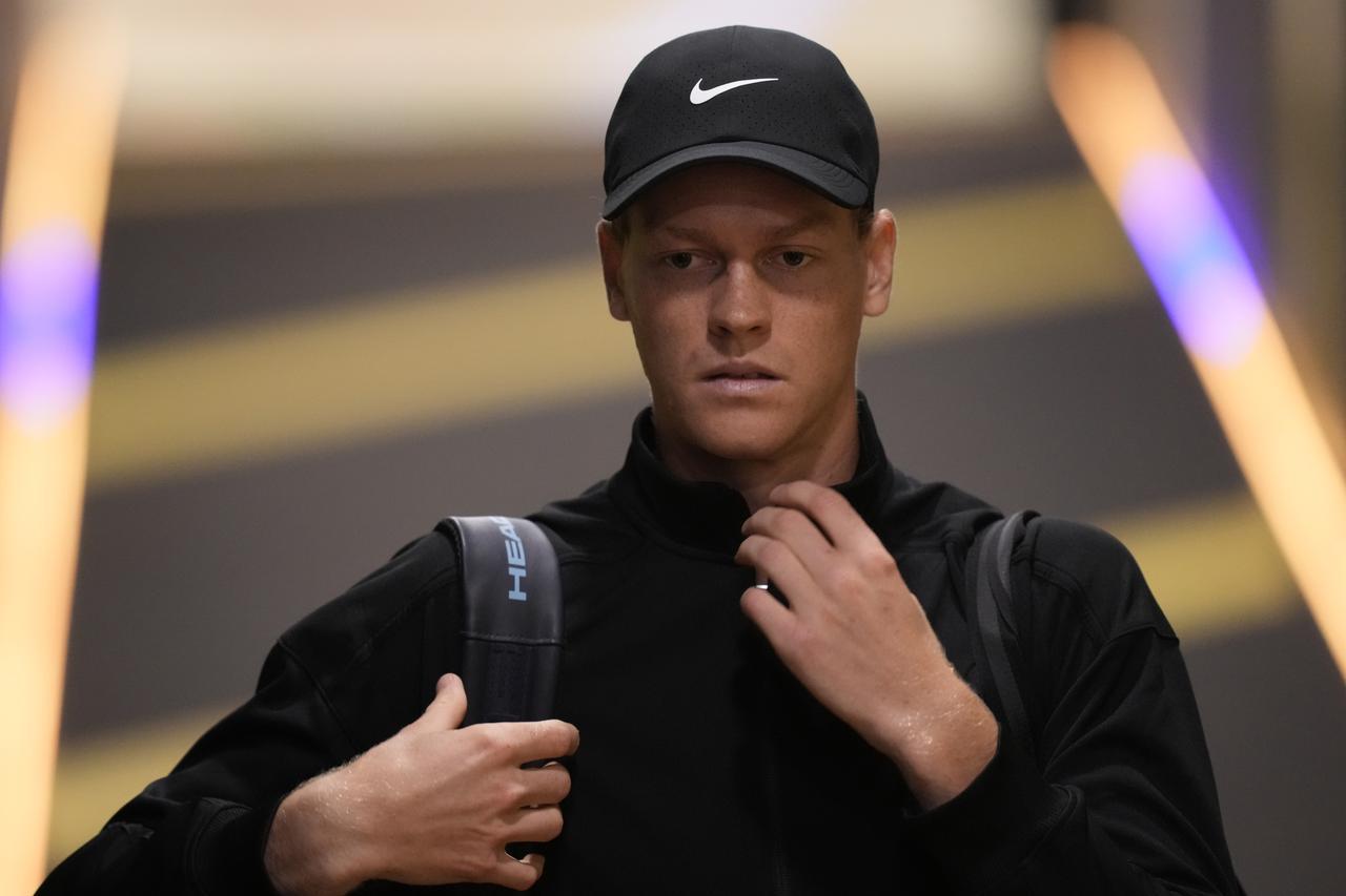Jannik Sinner cambia coach, ecco chi prenderà il posto di Cahill