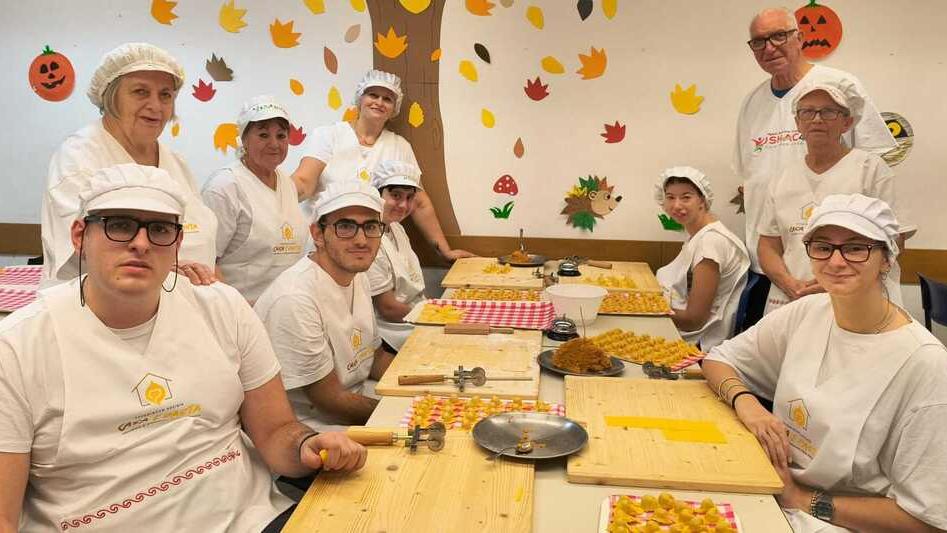 La cooperativa di ragazzi fragili che coltiva l’arte della sfoglia