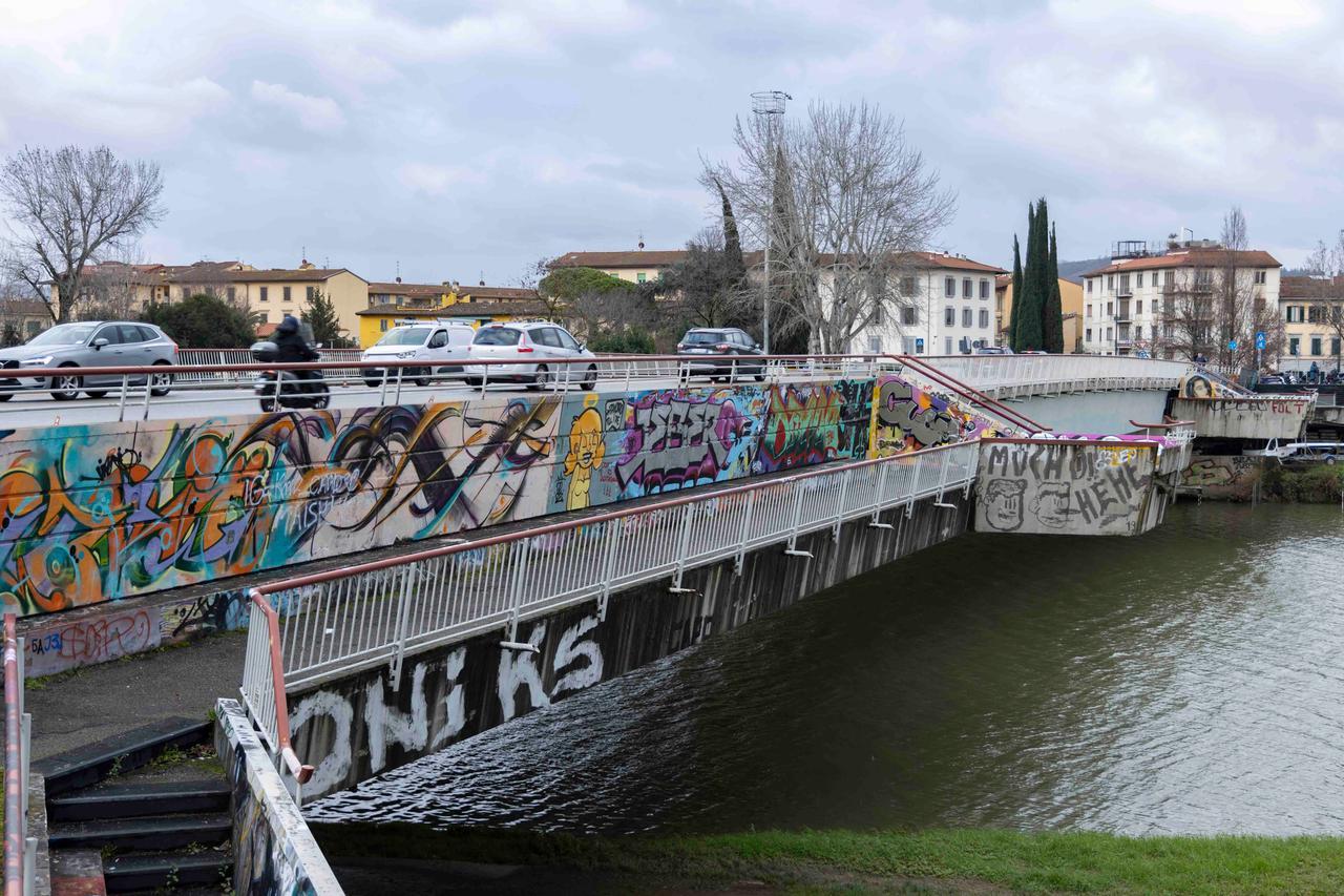 Ponte da Verrazzano, le ditte volevano demolirlo e rifarlo: ecco perché Palazzo Vecchio ha bocciato il maxi-piano da 14 milioni