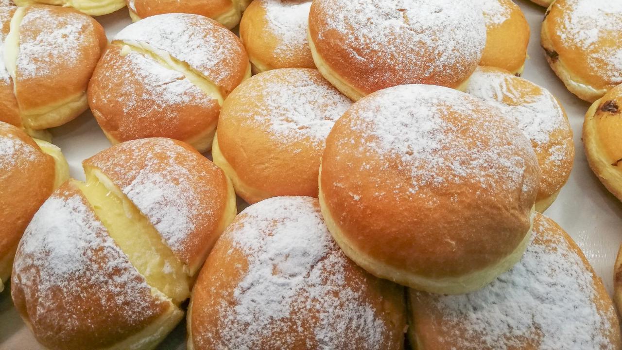 L'uomo morto per un bombolone alla crema 