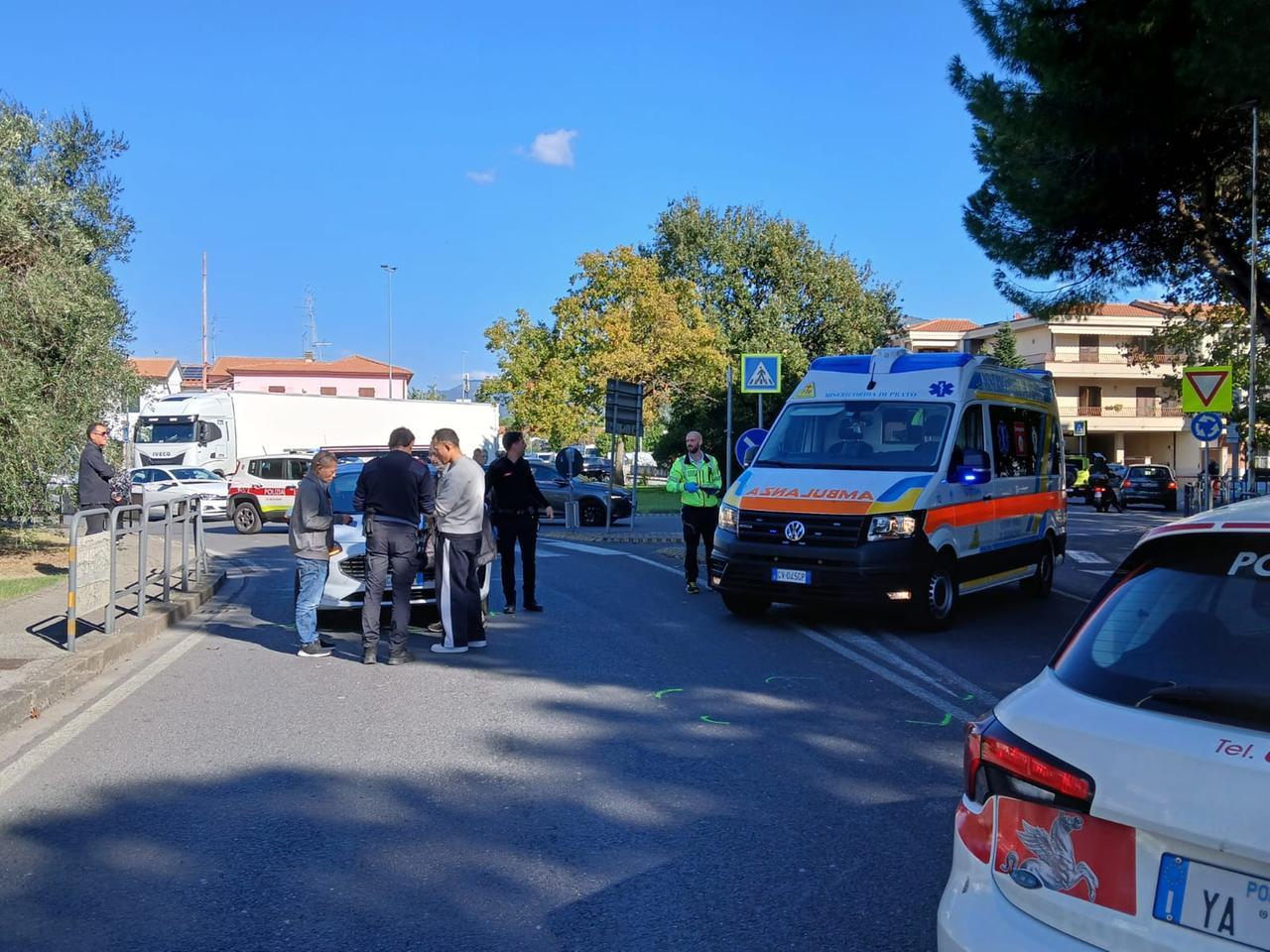 
	I rilievi della Polizia locale in via Nenni

