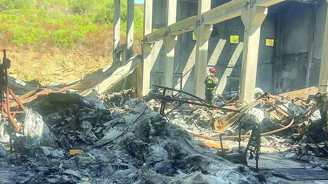Il rogo nel cantiere nautico a Olbia, 39 barche di lusso in cenere: chiesti quattro rinvii a giudizio