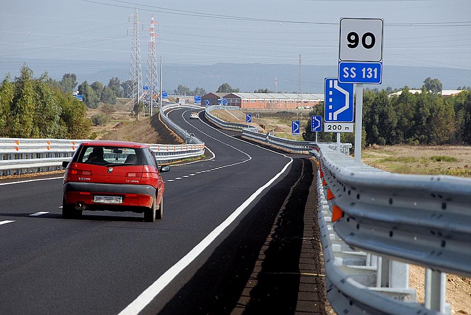 In arrivo mesi difficili per gli automobilisti: chiude un cavalcavia sulla statale 131