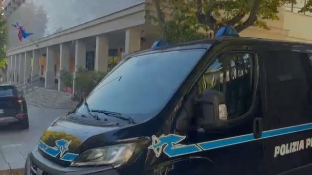 Omicidio di Olbia, l’accoltellatore nega le accuse: «Non l’ho ucciso io, a quell’ora stavo lavorando»
