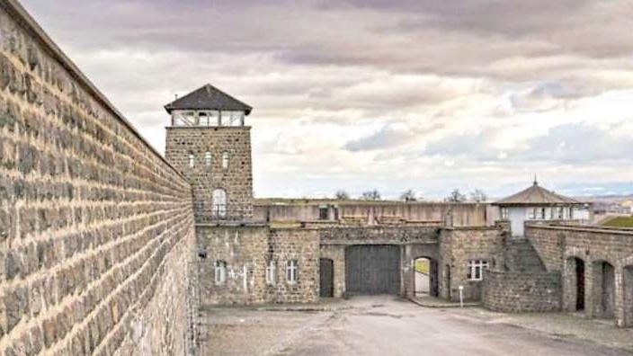 Il campo di concentramento di Mauthausen dove furono deportati anche numerosi civili dell’Empolese Valdelsa, tra cui un uomo di Montelupo