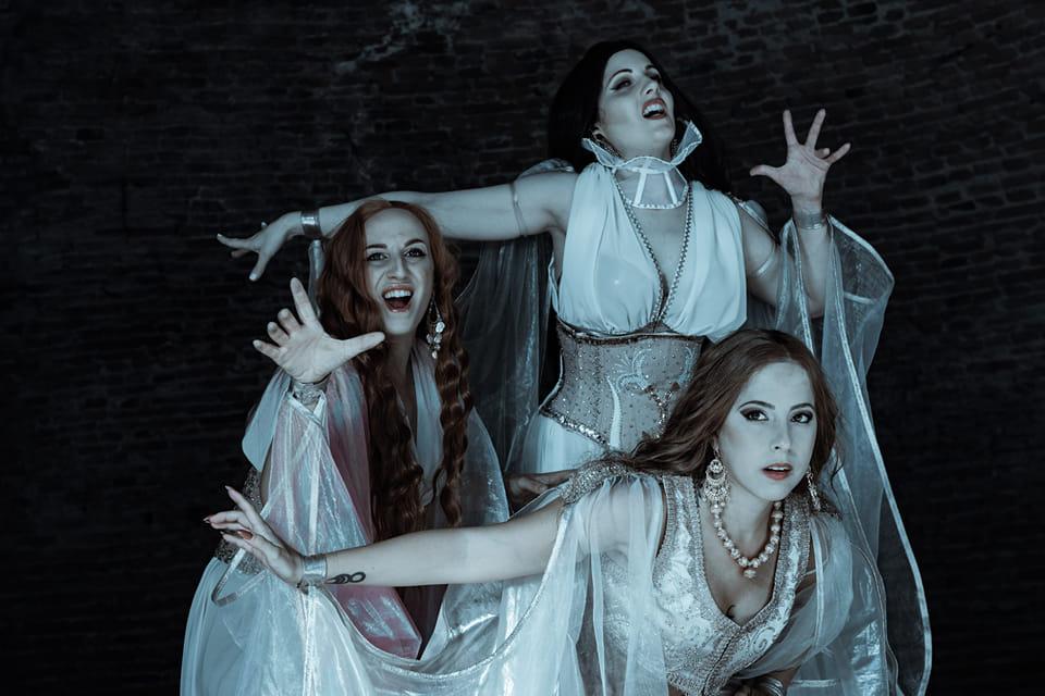 Danse macabre, Ferrara invasa dai “Signori della Notte”