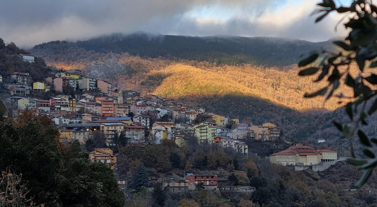 
	Una veduta panoramica di Desulo (foto di Massimo Locci)

