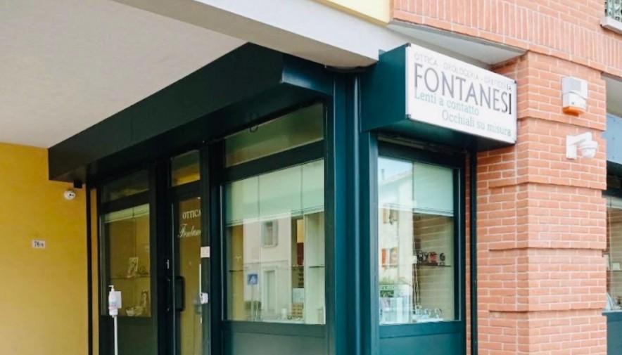 Bibbiano, tentata rapina all’orifeceria: commerciante reagisce e mette in fuga i banditi