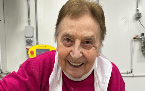 È morta Nonna Silvi, la cuoca da milioni di follower: aveva cucinato anche per i reali del Qatar