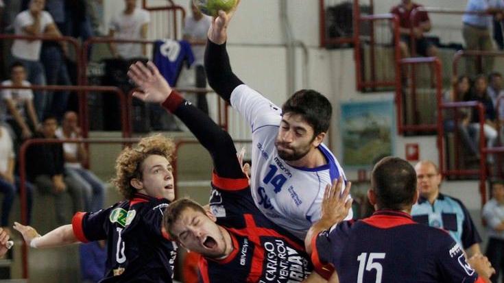 Estense, lo strike più bello «Ma pensiamo a salvarci»