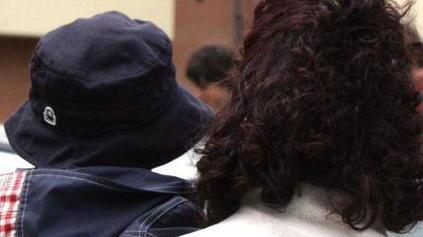 Bimbo rapito dalla madre E il padre viene picchiato