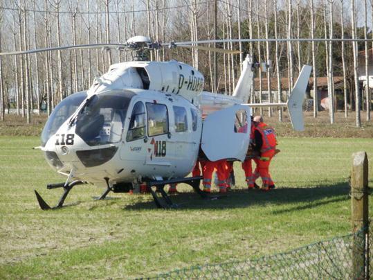 Scontro tra tir e moto, gravissimo un ragazzo di 33 anni
