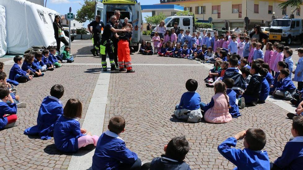 Studenti sul campo dell’emergenza