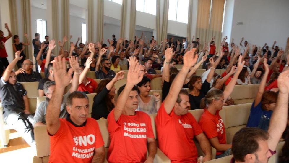 Meridiana: nuovo tavolo sugli esuberi, in 500 andranno a Roma