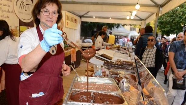 La festa del cioccolato riporta il sorriso tra i commercianti