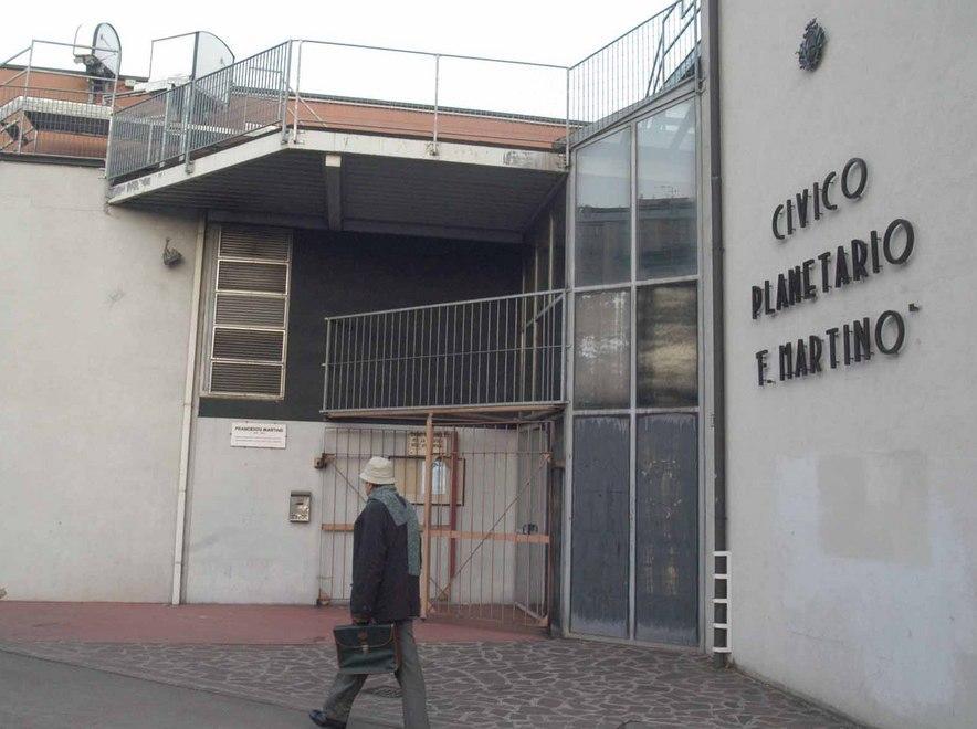 Apre la scuola di astronomia 