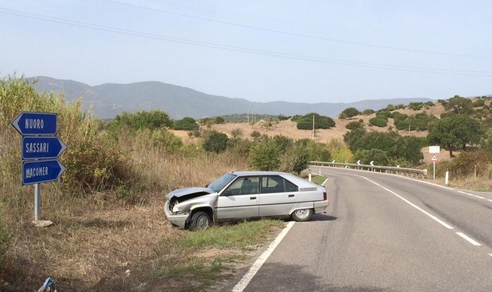 Spettacolare incidente al bivio di Bottidda: sei feriti