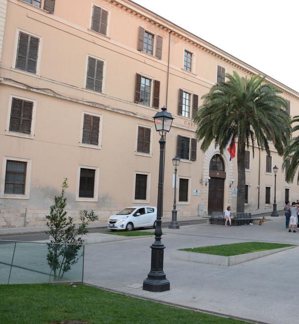 Campus in centro a Sassari, 1500 volantini per un sì 