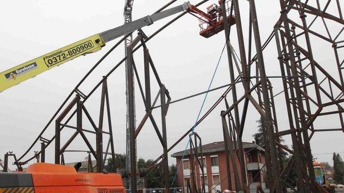 Parte verso il Pakistan un ottovolante da 4 milioni