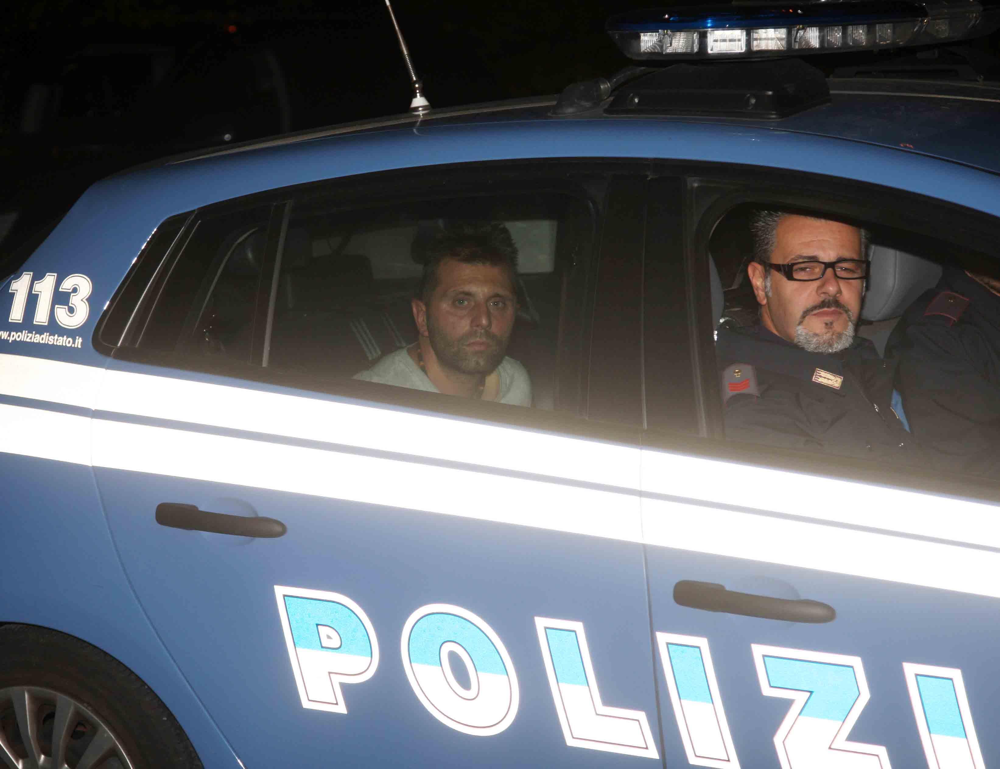 Insegue il bandito e lo fa arrestare 