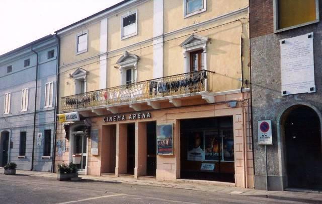 Cinema Arena, stagione a rischio 