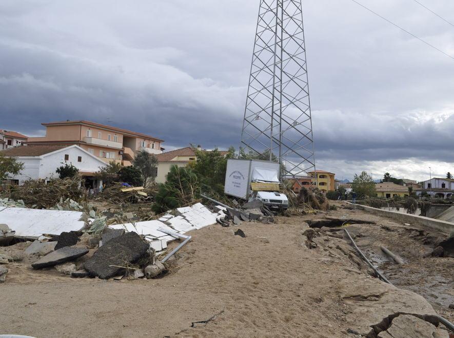Nizzi chiede risposte. Scanu: arriveranno 