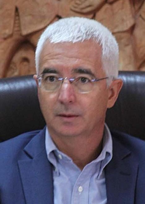 Ma il Governo restituisce all’isola le riserve erariali 