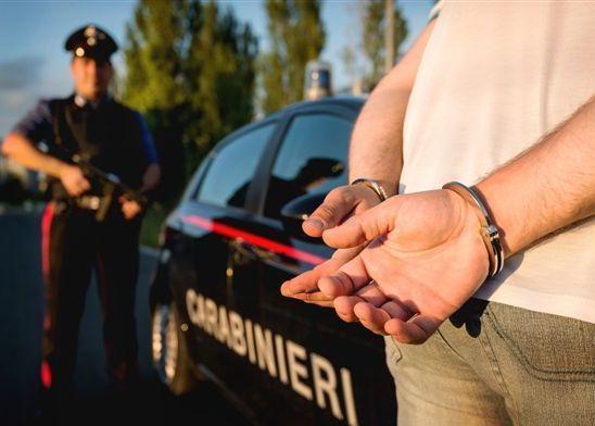 Due arresti per estorsione a un pensionato 