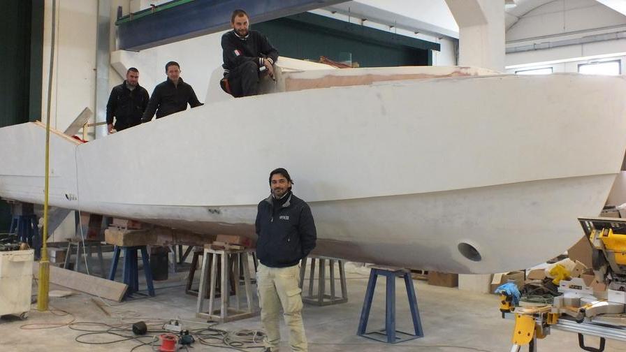 La sfida di tre giovani imprenditori sardi, varato lo yacht Luxi 33 