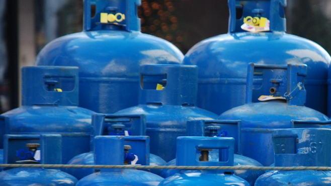 Gas, aumenti in vista Bombolai in agitazione 
