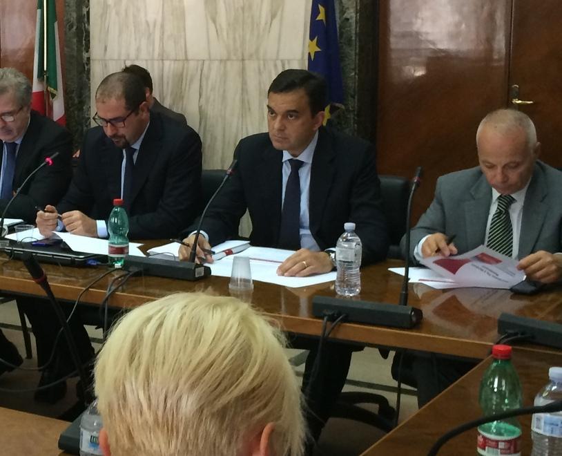 Esuberi, 278 “salvati” ma sale la tensione 