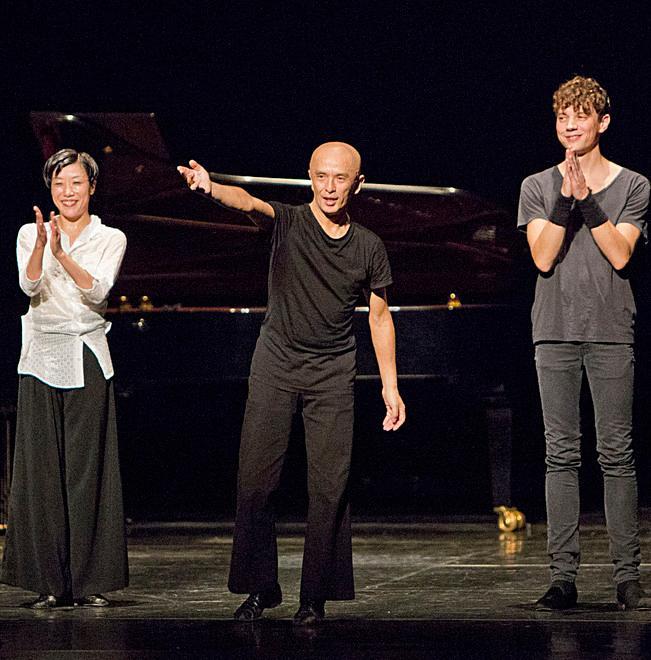 Landscape, la danza fior di loto leggera sull’acqua 