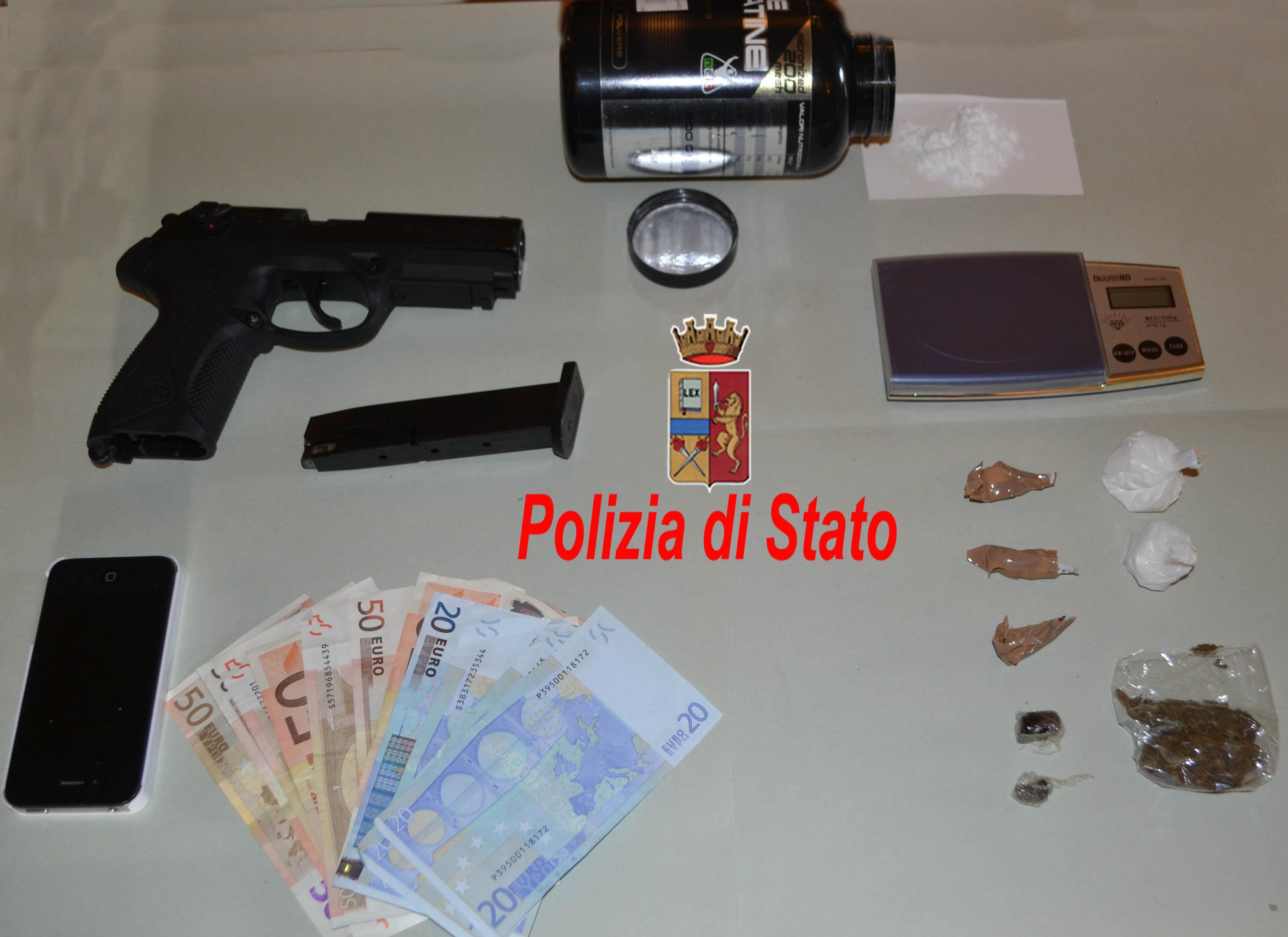 Cocaina nell'auto, arrestati due spacciatori 
