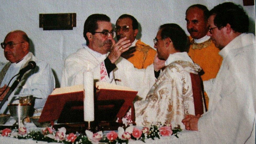 Venti anni di messe e fede: festa grande in parrocchia 