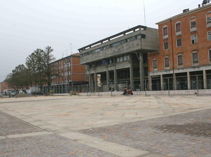 Parziale apertura di Piazza Buozzi 