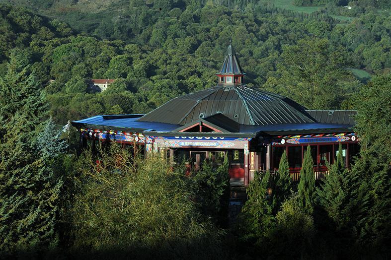 Il gompa di Merigar, centro di cultura tibetana ad Arcidosso