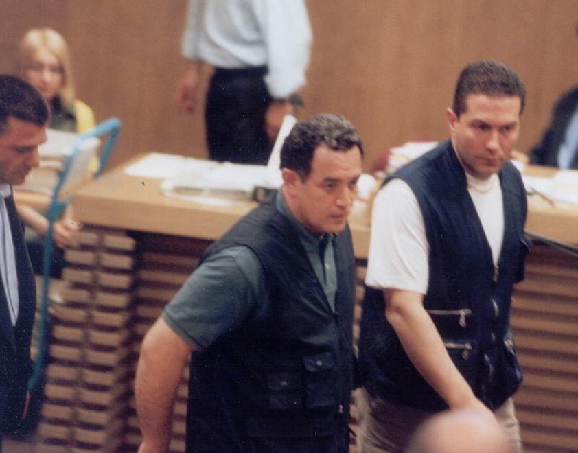 Minacciato dalle cosche, ma all’ex investigatore hanno tolto la pistola