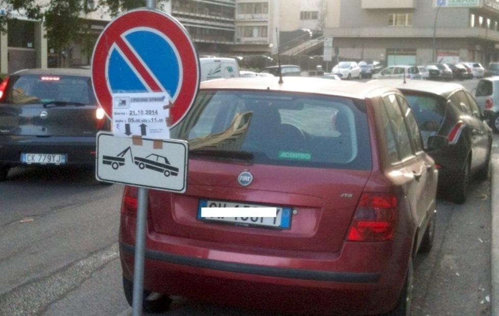 Strade cittadine poco pulite, spesso la colpa è degli utenti