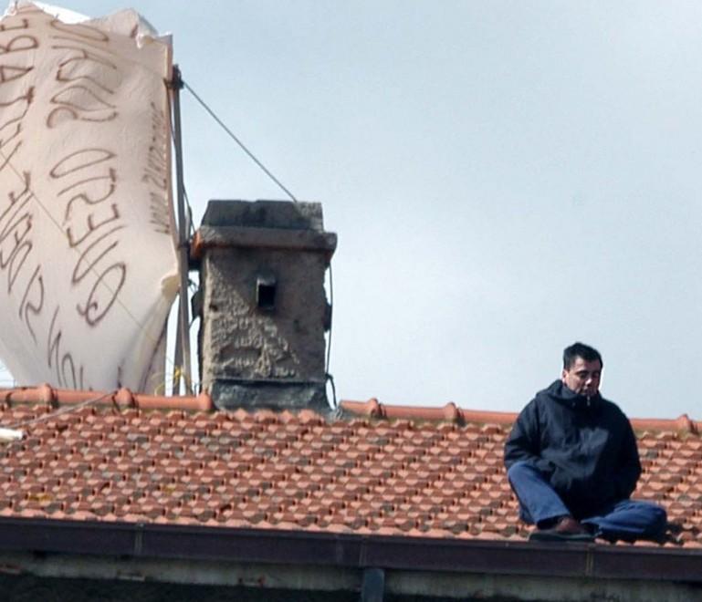 Dopo l’ultimatum il Comune acquisisce la casa della discordia 