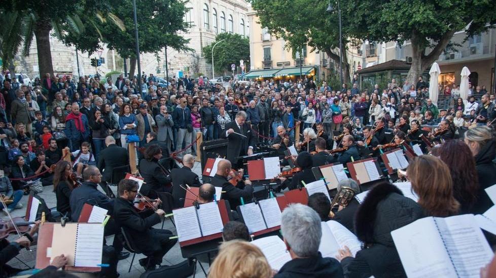 Concerto di solidarietà contro i licenziamenti all’Opera di Roma 