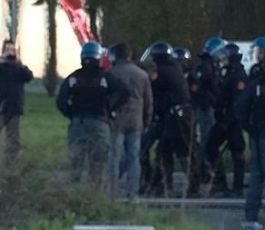 Mirror, sfiorato lo scontro 