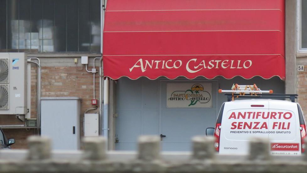 Rubati 40 quintali di cioccolata e il camion 