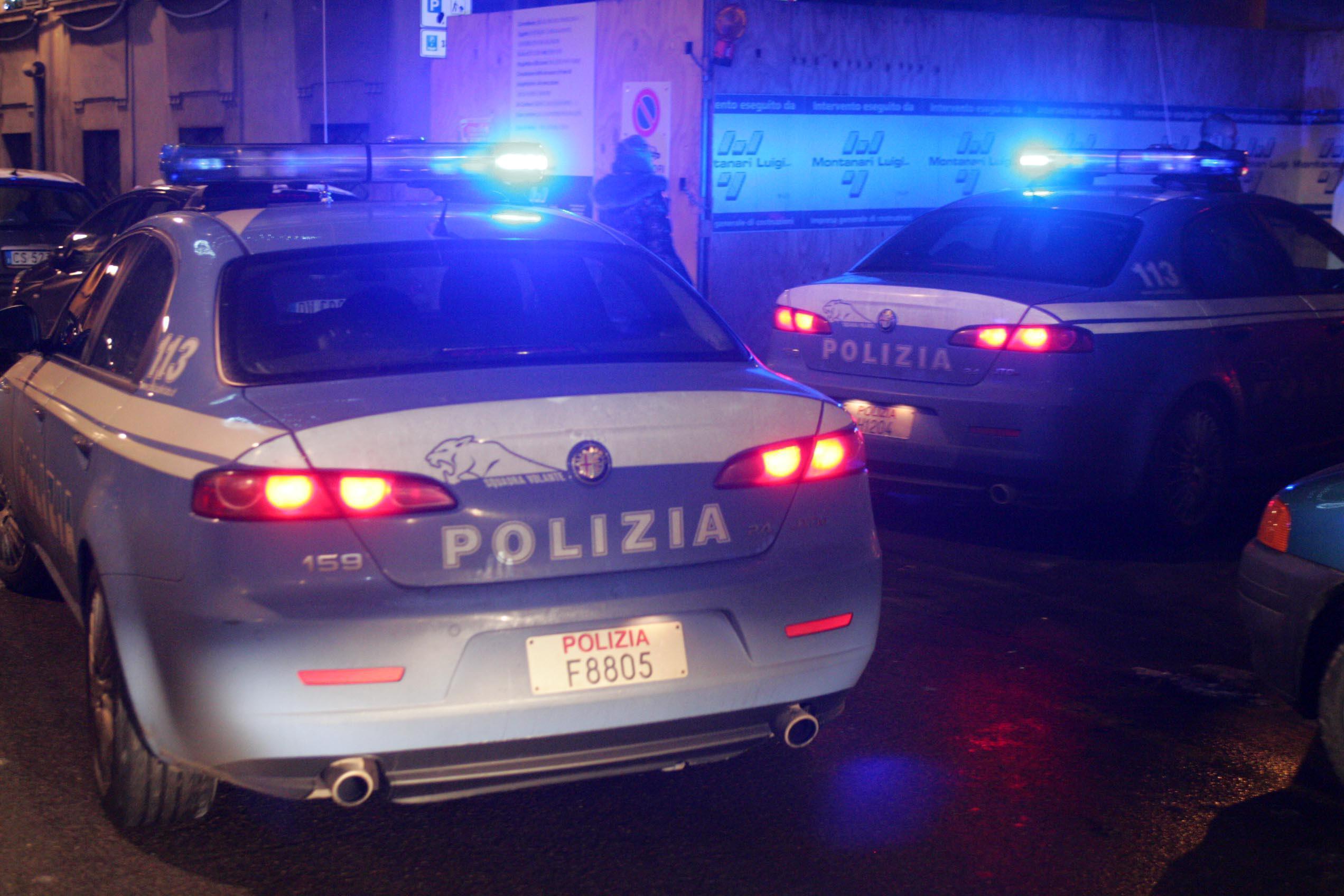 L'intervento di pattuglie di polizia