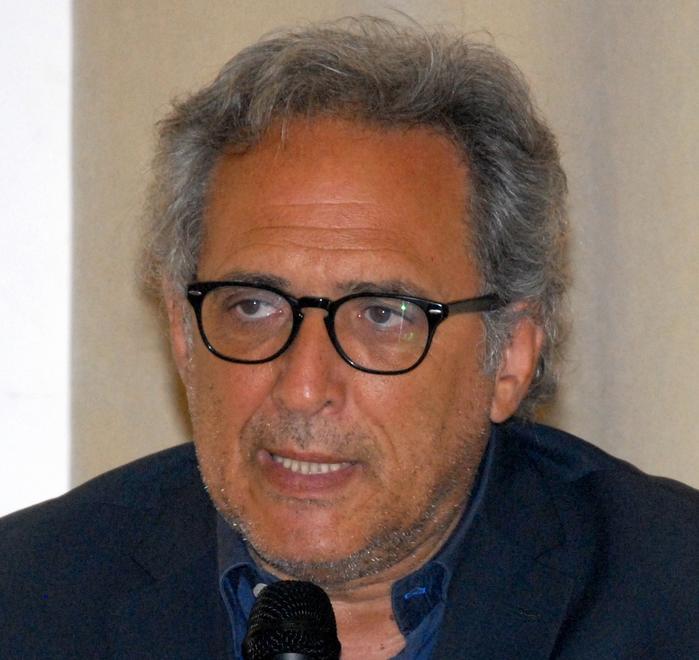 E Scanu rivela sulla rete il nuovo nome della struttura