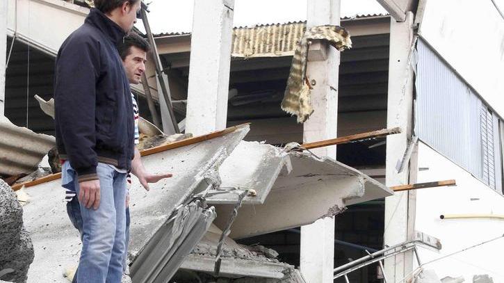 Processi infiniti sui crolli