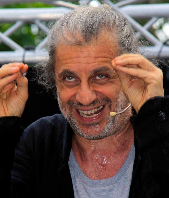Bergonzoni racconta “L’amorte” 